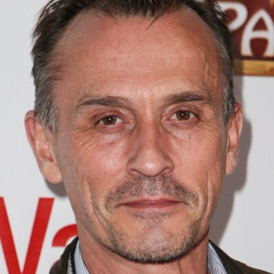 Robert Knepper