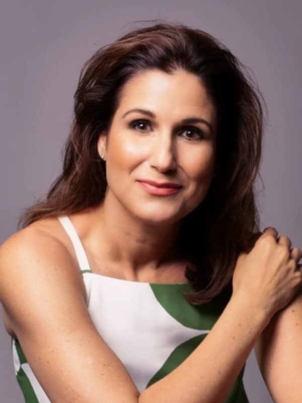 Stephanie J. Block picture 640040